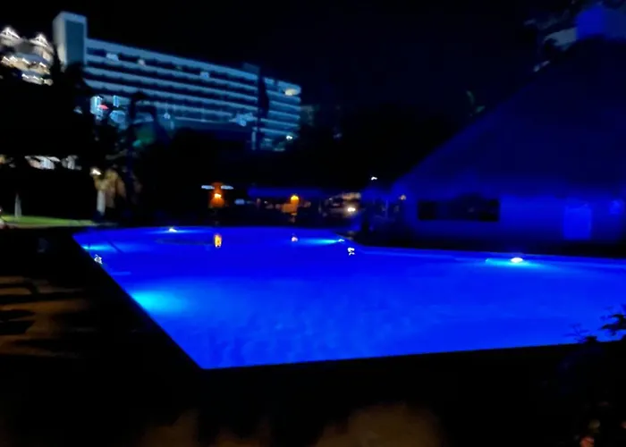Elegant Pool View W/balcony| Walk| Hot Tub Cabo San Lucas