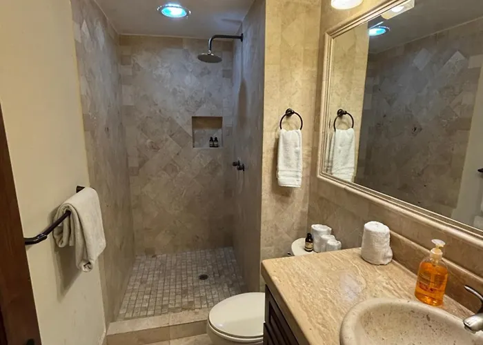 Apartahotel Elegant Pool View W/balcony| Walk| Hot Tub